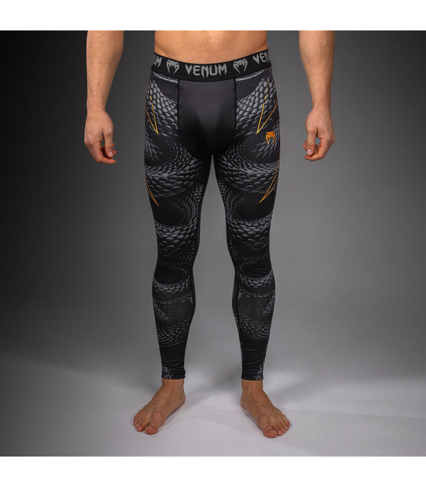 Дълъг клин - Venum Spats - Black/Grey/Gold​